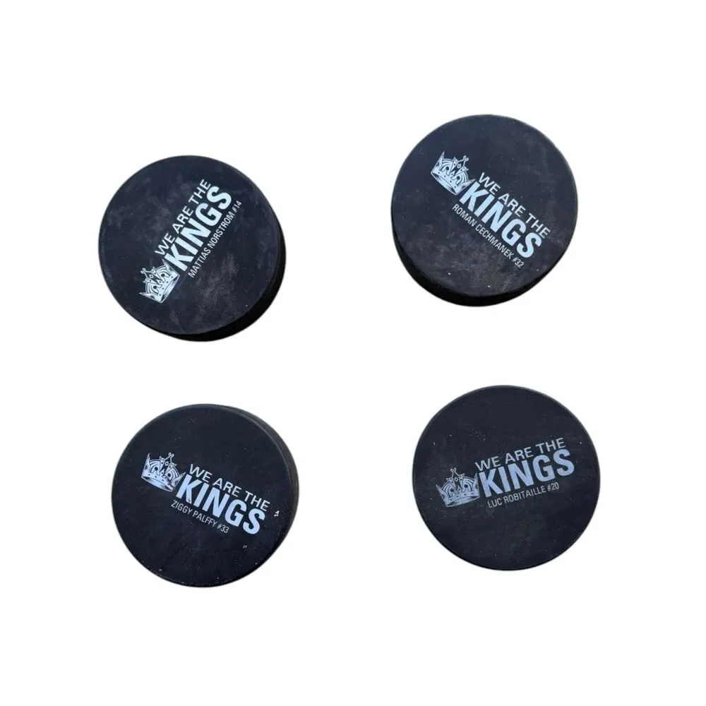 Los Angeles Kings We Are The Kings Hockey Puck Lot Robitaille Palffy Norstrom